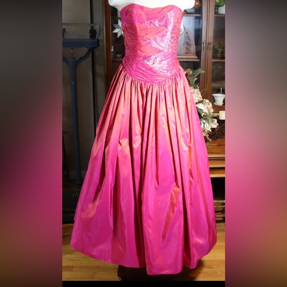 Chris Kole Elegant Pink Strapless Gown